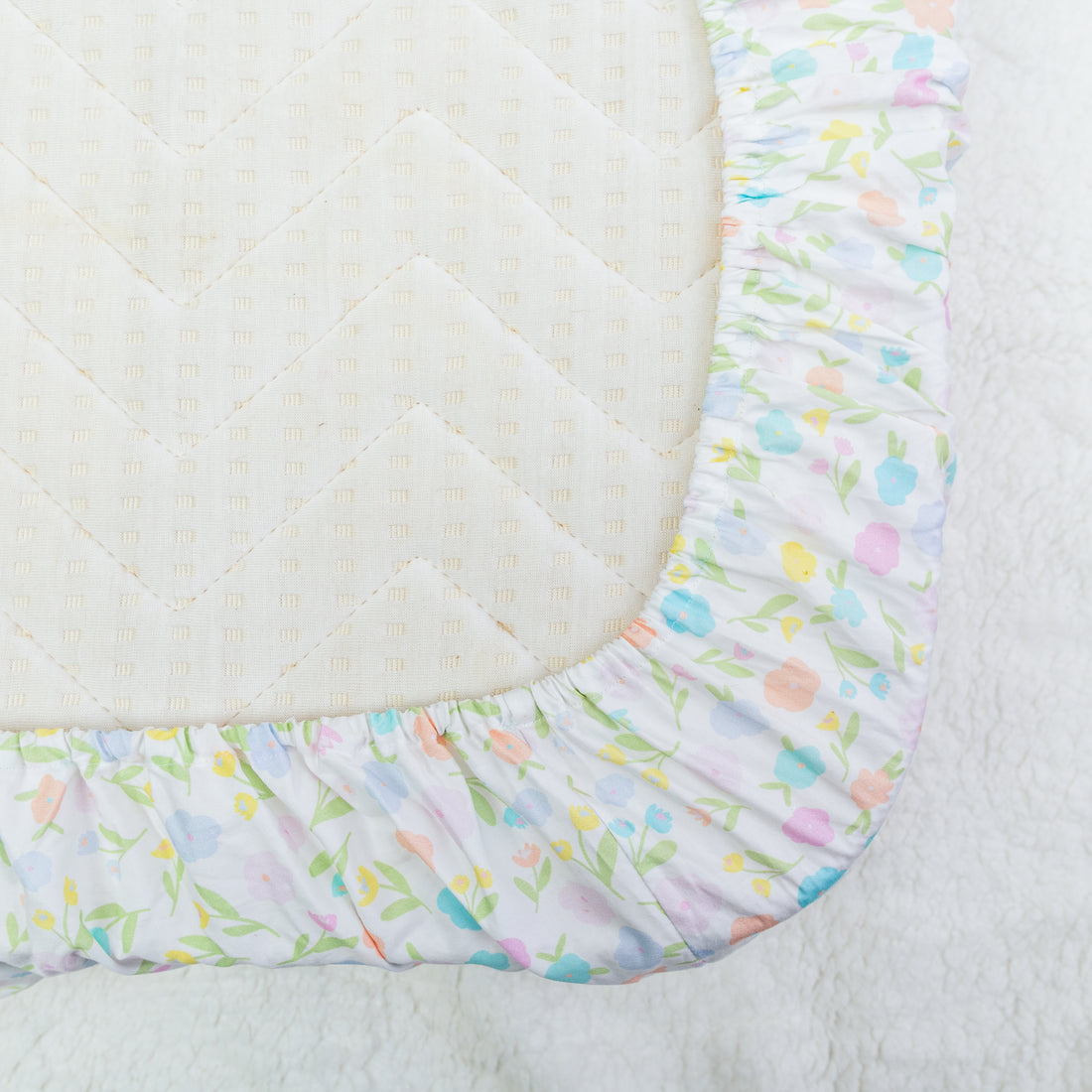 Apple of My Eye Crib Sheets