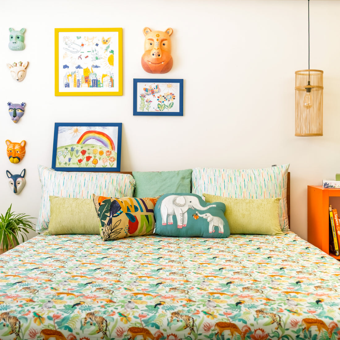 Forest Echoes Bedsheet and Shams Set